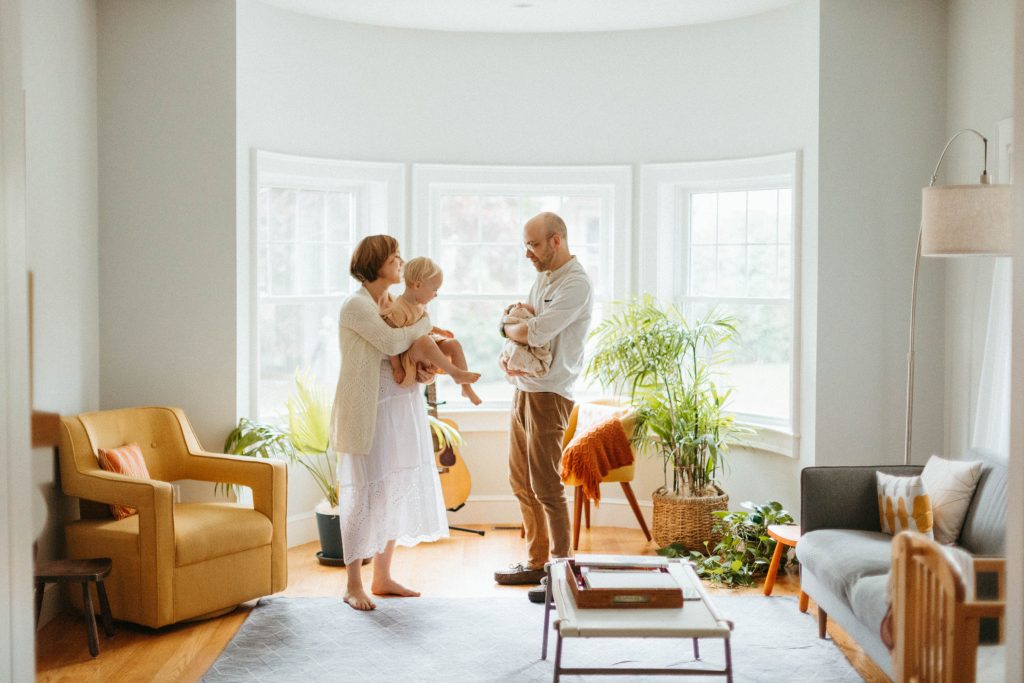 Lifestyle newborn photographer in Massachusetts
