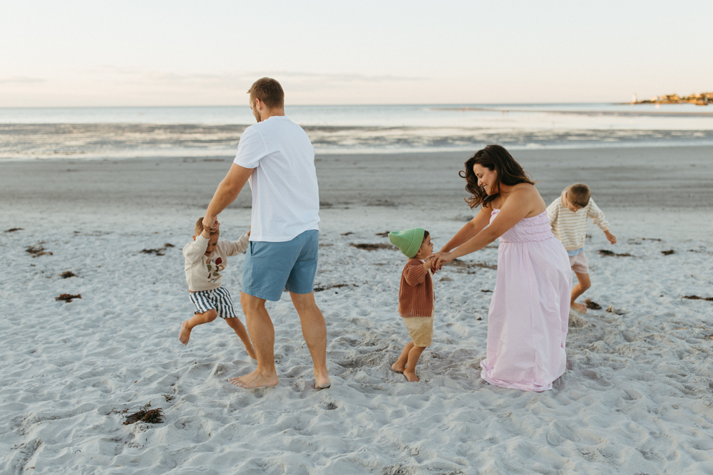 Wingaersheek Beach fun family photography 