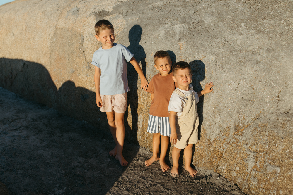 Family photography at Wingaersheek Beach 